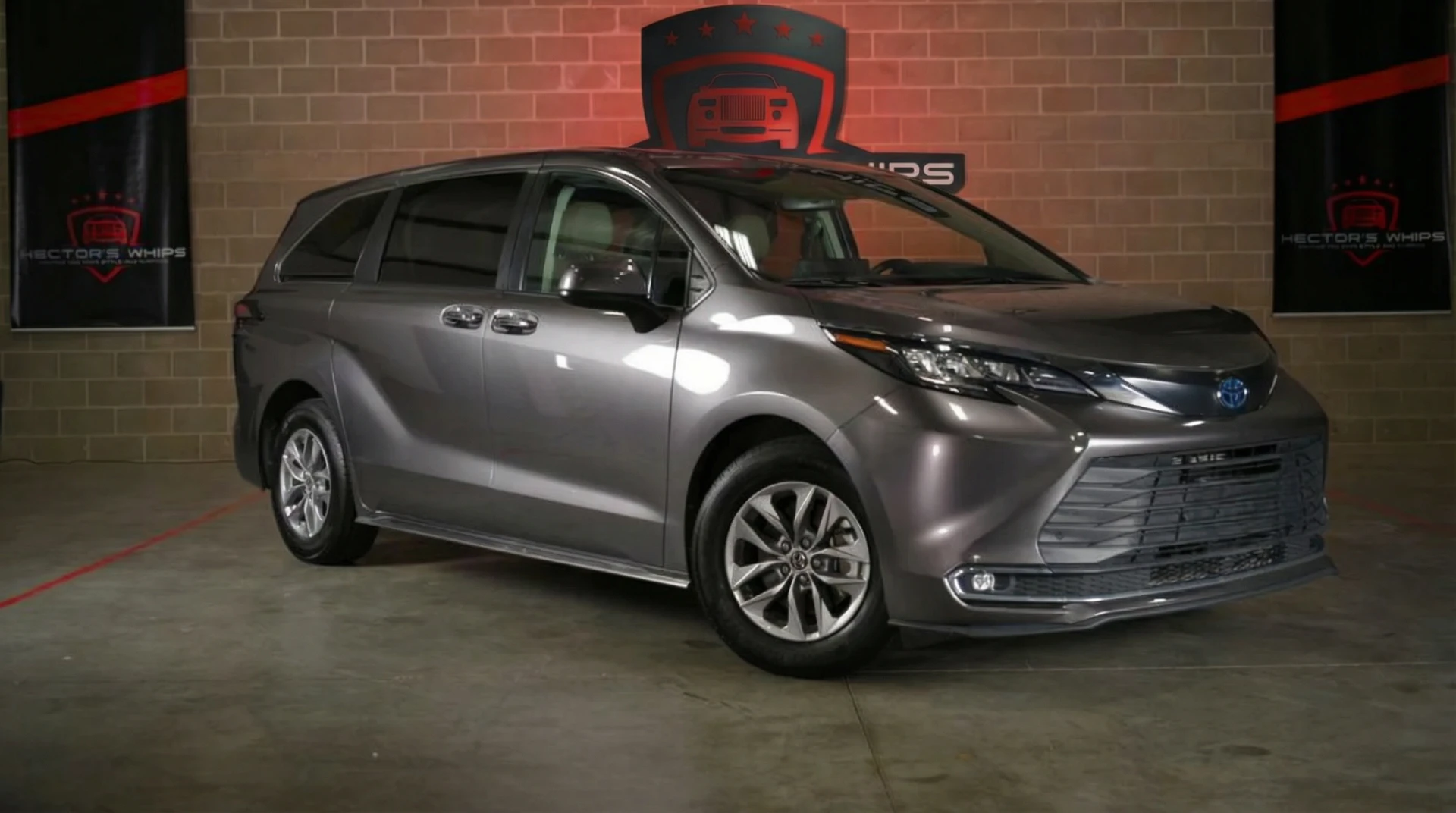 2022 Toyota  Sienna XLE Hybrid