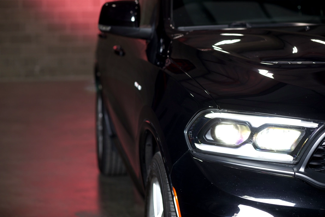 Dodge Durango R/T Power & Big SUV Space. Book now!